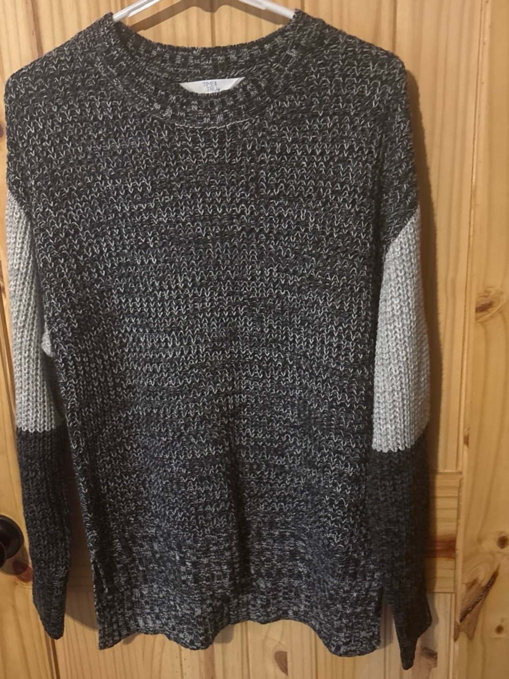 Time and Tru Women's Two-Tone Crewneck Sweater - Charcoal & Light Gray